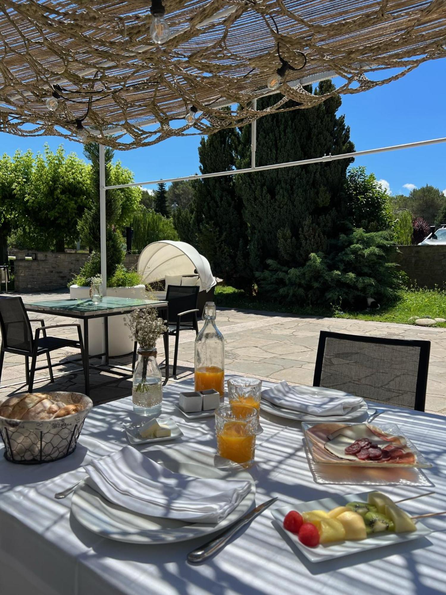 Boutique Hotel Urbisol Calders Buitenkant foto