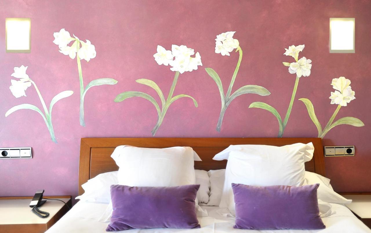 Boutique Hotel Urbisol Calders Buitenkant foto